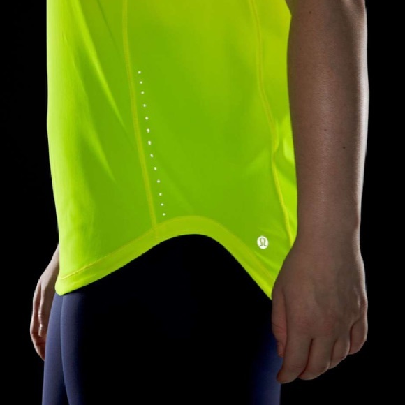 Lululemon Sculpt Reflective Tank Highlight Yellow - Picture 10 of 14
